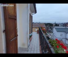 Appartamento con terrazzo a Castelferretti - 10