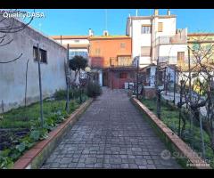 Casa abbinata con garage e giardino centro Chiarav