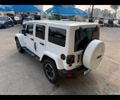 Jeep Wrangler Unlimited 2.8 CRD DPF Sahara Auto - 5