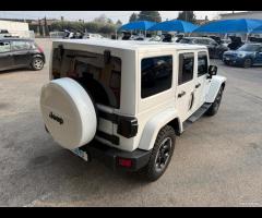 Jeep Wrangler Unlimited 2.8 CRD DPF Sahara Auto - 8