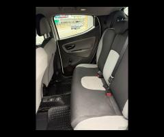 Lancia y 1.2 benzina - 7