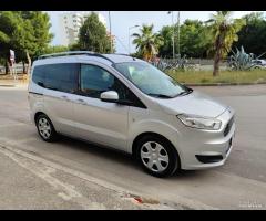 Ford Tourneo Courier 1.5 tdci 75CV VETTURA NUOVO!!