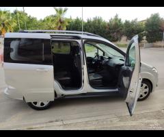 Ford Tourneo Courier 1.5 tdci 75CV VETTURA NUOVO!!