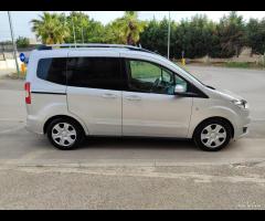 Ford Tourneo Courier 1.5 tdci 75CV VETTURA NUOVO!! - 10