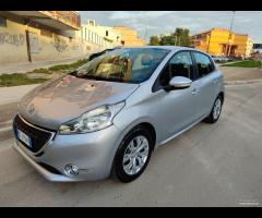 Peugeot 208 1.4 HDi 68 CV!!