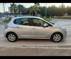 Peugeot 208 1.4 HDi 68 CV!!
