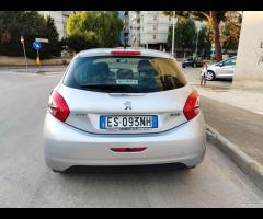 Peugeot 208 1.4 HDi 68 CV!! - 7