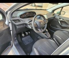 Peugeot 208 1.4 HDi 68 CV!! - 13