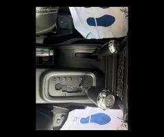 Jeep Wrangler Unlimited 2.8 CRD DPF Sahara Auto