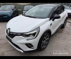 Renault Captur Blue dCi 115 CV EDC Intens