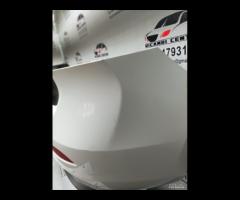 PARAURTI POSTERIORE CON SENSORI DI PARCHEGGIO VOLV - 19