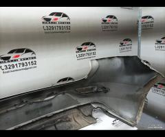 PARAURTI POSTERIORE CON SENSORI DI PARCHEGGIO VOLV - 22