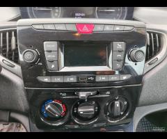 Lancia Ypsilon 1.0 FireFly SILVER 70CV - 28