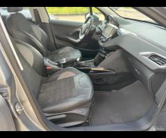 Peugeot 2008 1.6 BlueHDi 100 CV ALLURE 2016 - 11
