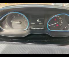 Peugeot 2008 1.6 BlueHDi 100 CV ALLURE 2016 - 21