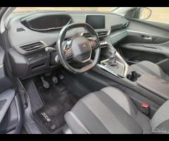 Peugeot 3008 1.5 BlueHDi 130 CV 2018 - 14