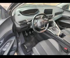 Peugeot 3008 1.5 BlueHDi 130 CV 2018 - 16