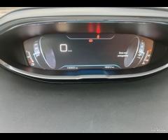 Peugeot 3008 1.5 BlueHDi 130 CV 2018 - 22