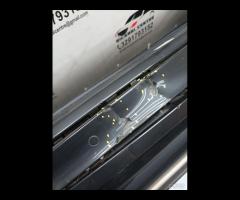 PARAURTI POSTERIORE CON SENSORI DI PARCHEGGIO VOLV - 11