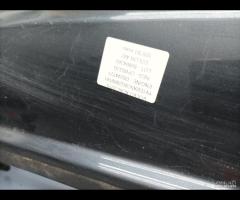 PARAURTI POSTERIORE CON SENSORI DI PARCHEGGIO VOLV - 14