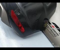 PARAURTI POSTERIORE CON SENSORI DI PARCHEGGIO VOLV - 18