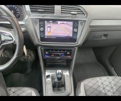 Volkswagen Tiguan 2.0 TDI 150 CV DSG R-Line TETTO - 25