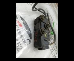 VALVOLA SOSPENSIONE PNEUMATICA  ASSALE ANTERIORE L - 8