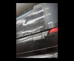 PARAURTI POSTERIORE CON SENSORI DI PARCHEGGIO BMW - 19