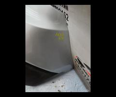 PARAURTI POSTERIORE CON SENSORI DI PARCHEGGIO HYUN - 17