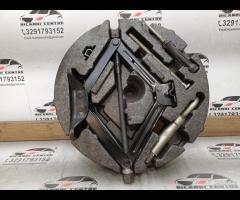 KIT EMERGENZA ATTREZZI SOLLEVATORE RUOTA OPEL INSI