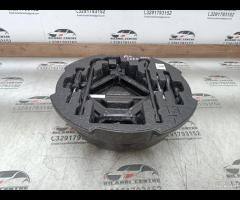 KIT EMERGENZA ATTREZZI SOLLEVATORE RUOTA KIA CEED - 16