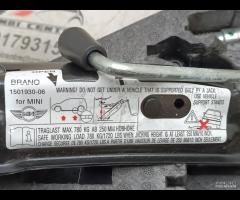 KIT EMERGENZA ATTREZZI SOLLEVATORE RUOTA MINI R55 - 13