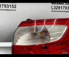FARO FANALE STOP POSTERIORE DESTRA DX FORD FOCUS 2