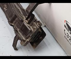 RINFORZO TRAVERSA PARAURTI SUPPORTO POSTERIORE HYU - 10