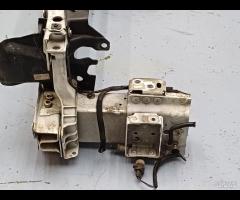 RINFORZO TRAVERSA PARAURTI SUPPORTO ANTERIORE JAGU - 12