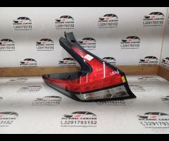 FANALE STOP POSTER. SX 2023 NISSAN LEAF ZE1E HATCH