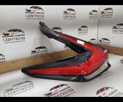 FANALE STOP POSTER. SX 2023 NISSAN LEAF ZE1E HATCH