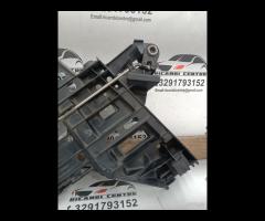 STAFFA SUPPORTO FARO ANTERIORE DESTRO 2009 PORSCHE