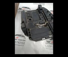 STAFFA SUPPORTO FARO ANTERIORE DESTRO 2009 PORSCHE - 9