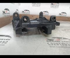 STAFFA SUPPORTO FARO ANTERIORE DESTRO 2009 PORSCHE - 17