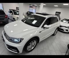 Volkswagen Tiguan 2.0 TDI DSG 4MOTION RLINE
