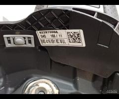 VOLANTE SPORTIVO MULTIFUNZIONE IN PELLE TRAFORATA - 17