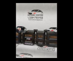 SUPPORTO/GRIGLIA INFERIORE PARAURTI ANTERIORE 2011