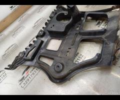 SUPPORTO PARAURTI POSTERIORE LATO SINISTRO 2010 BM - 21