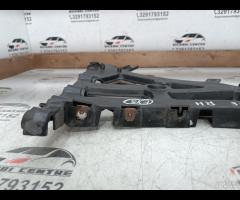 STAFFA SUPPORTO PARAURTI POSTERIORE RH DX 2018 JAG - 7