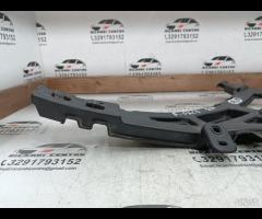 STAFFA SUPPORTO PARAURTI POSTERIORE RH DX 2018 JAG - 10