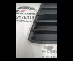 GRIGLIA CORNICE PARAURTI ANTERIORE INFERIORE SX FO