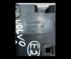 SUPPORTO PARAURTI POSTERIORE SINISTRO 2009 VOLVO X - 23