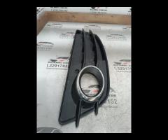 GRIGLIA FENDINEBBIA SX PARAURTI ANTERIORE AUDI A4 - 12