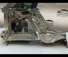 PARAFANGO POSTERIORE \\LONGHERONE SINISTRO SKODA K